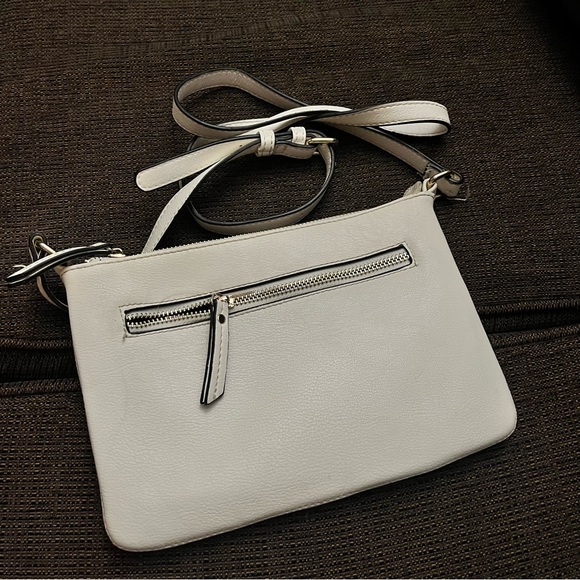 FOREVER21 Crossbody Bag - Picture 2 of 4